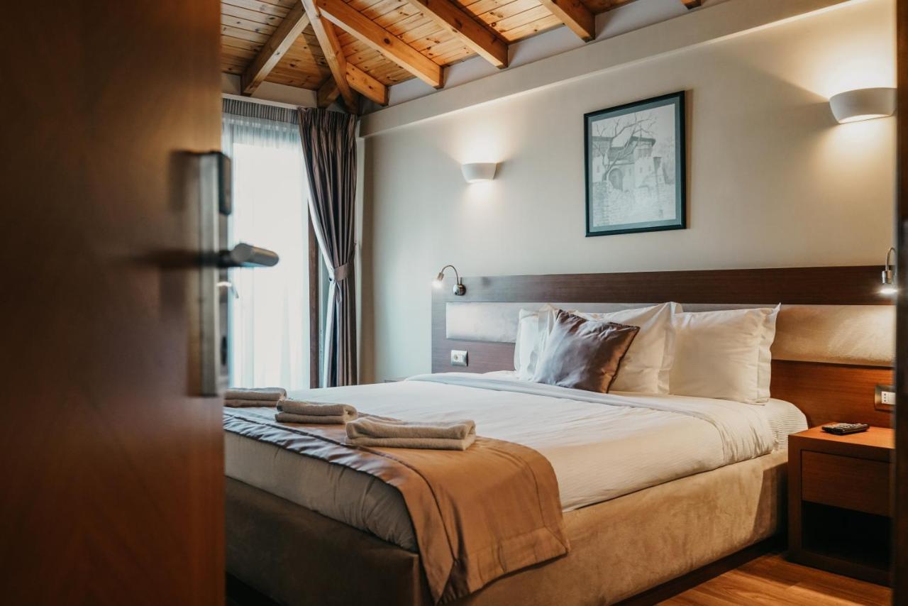 Center Hotel Gjirokaster Exterior photo