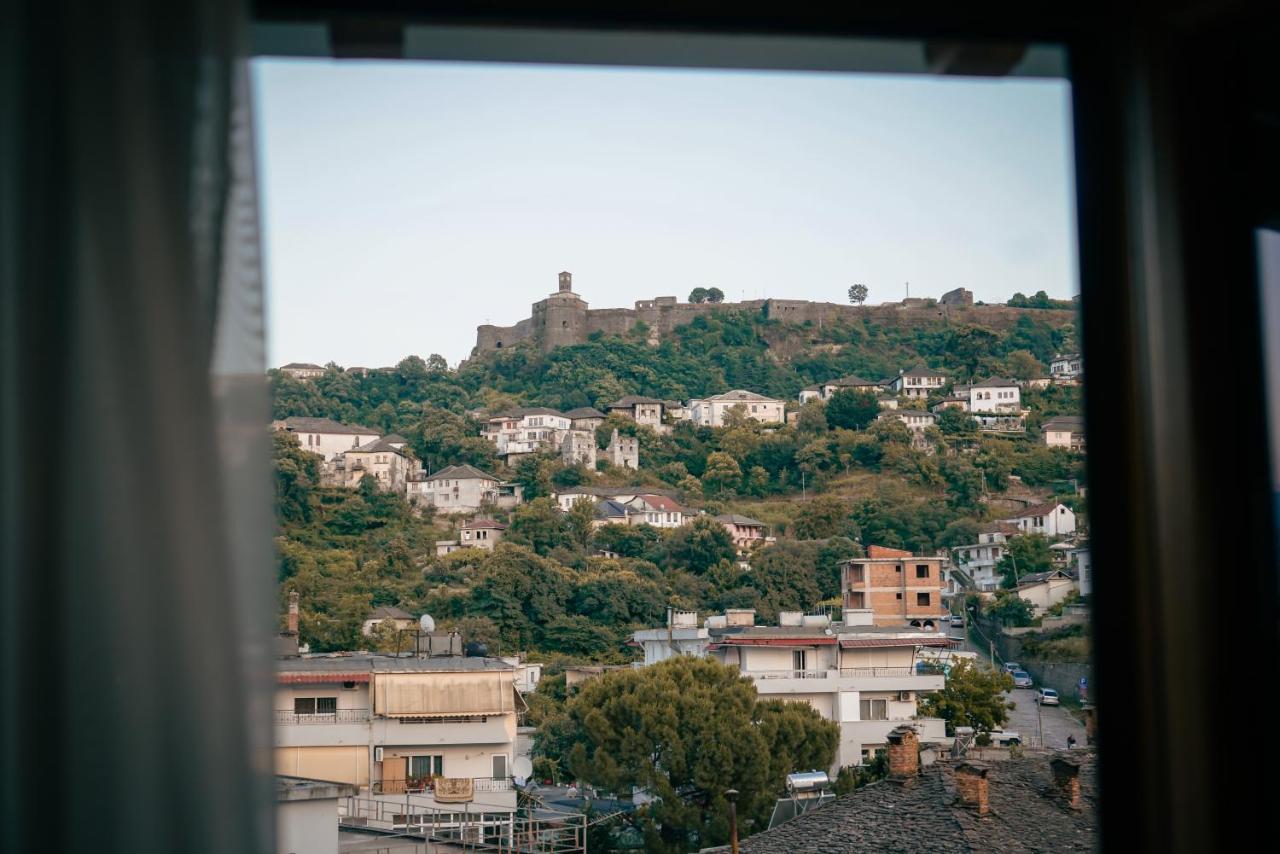Center Hotel Gjirokaster Exterior photo