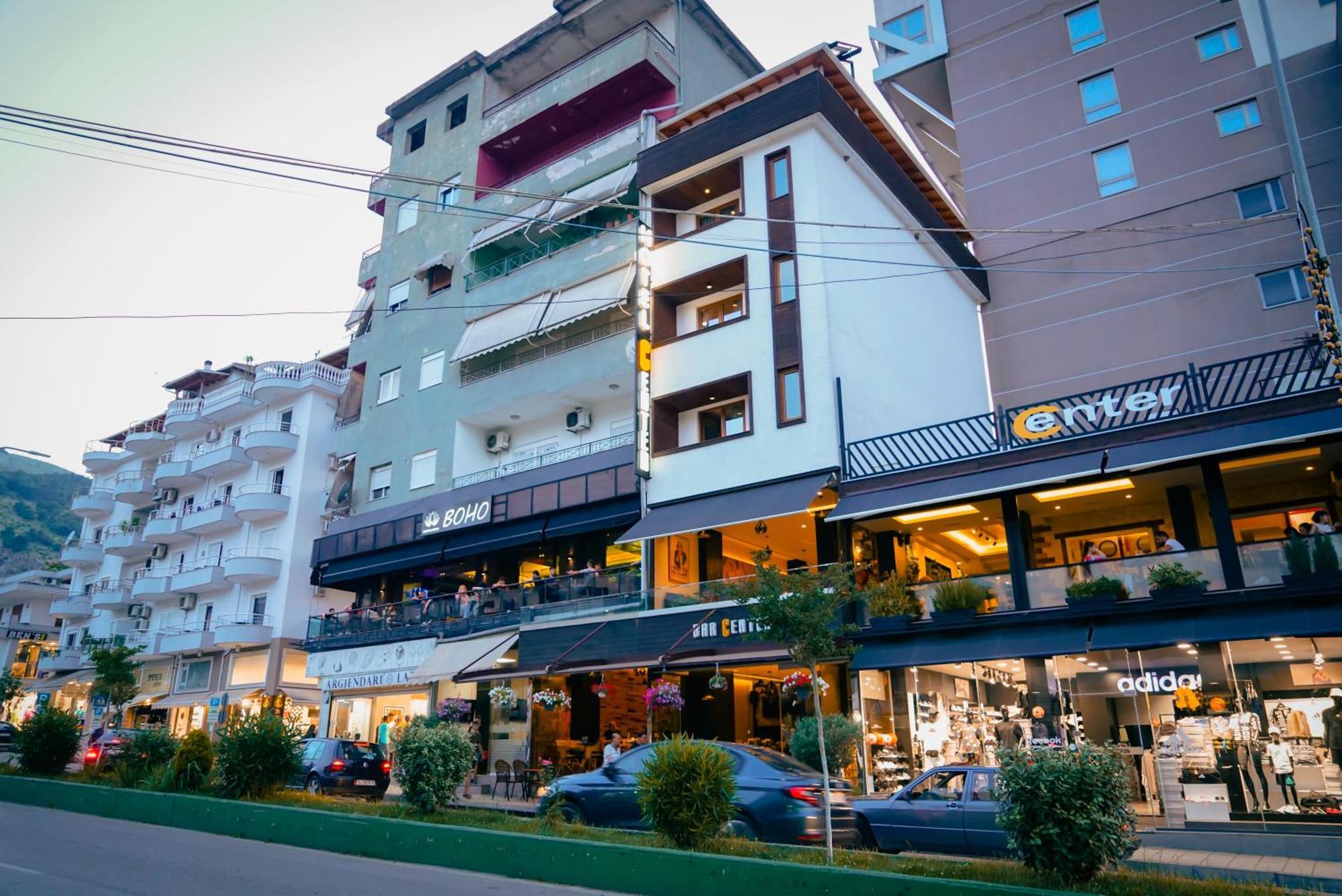 Center Hotel Gjirokaster Exterior photo